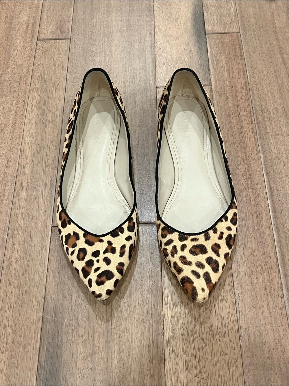 Leopard Print Pointed-Toe Women's Flats - Animal Print